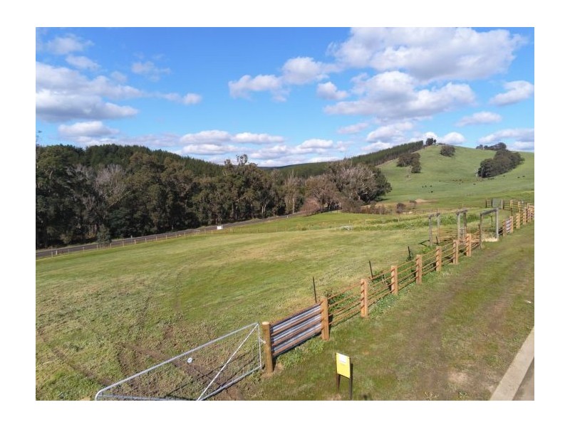 11 Diggers Green, Nannup WA 6275