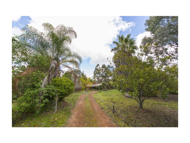 20 Melaleuca Place, Nannup WA 6275