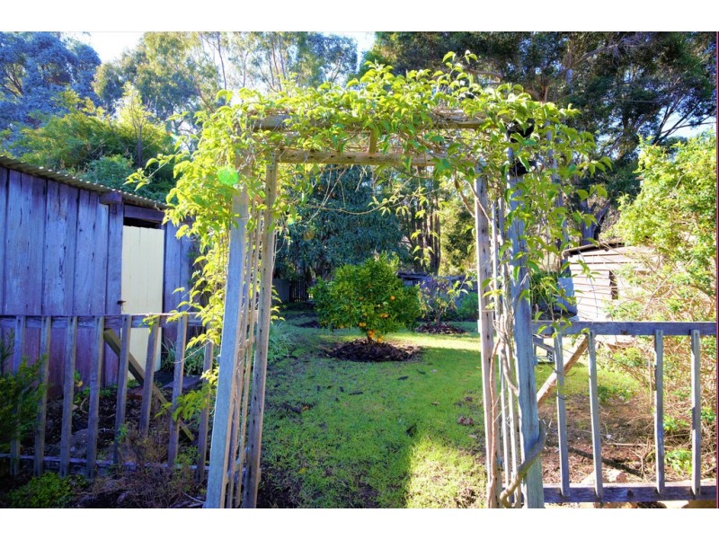 35 Grange Road, Nannup WA 6275