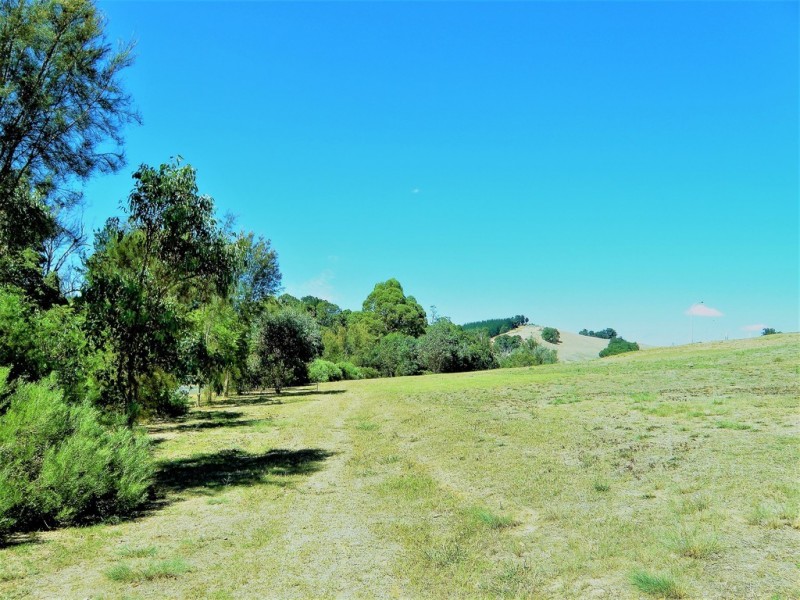5 Diggers Green, Nannup WA 6275