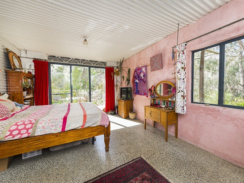 24 Cockatoo Drive, Nannup WA 6275