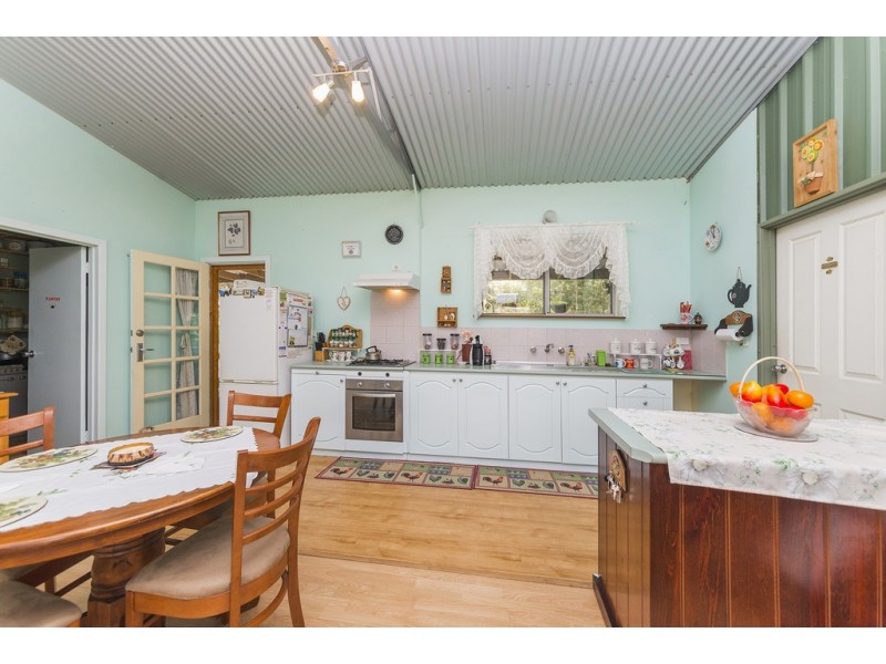 121 Barrabup Road, Nannup WA 6275
