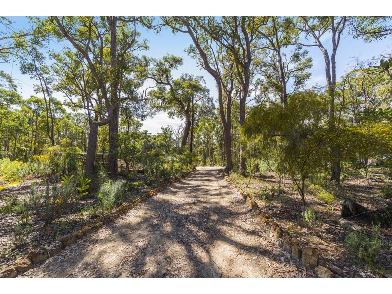 245 Johnston Road, Nannup WA 6275