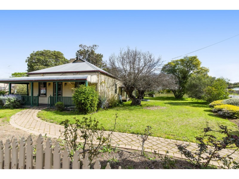 62 Warren Road, Nannup WA 6275