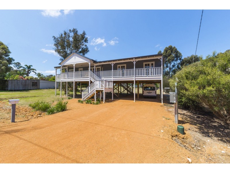 21 Wilson Street, Nannup WA 6275