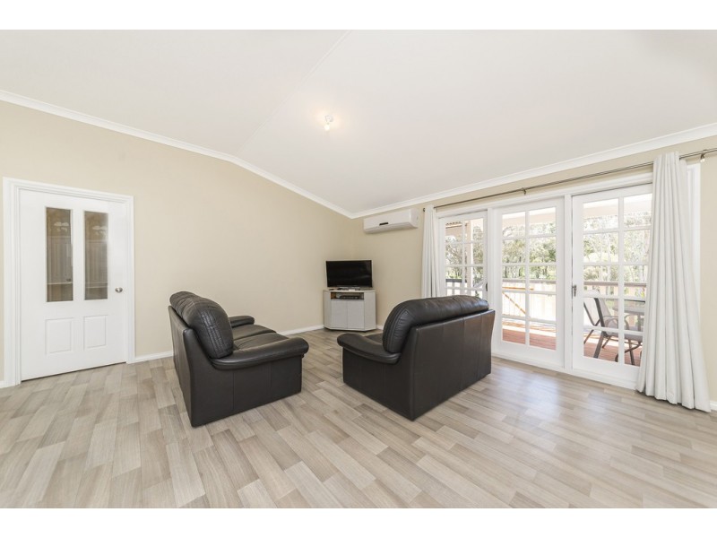 21 Wilson Street, Nannup WA 6275