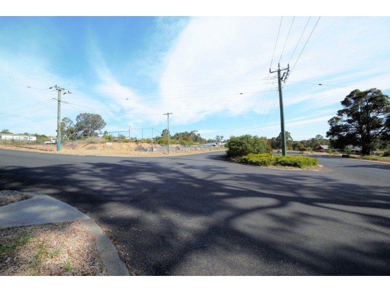 2 Sexton Way, Nannup WA 6275