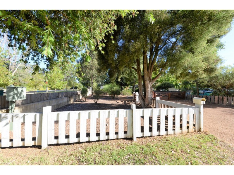 3 Forrest Street, Nannup WA 6275