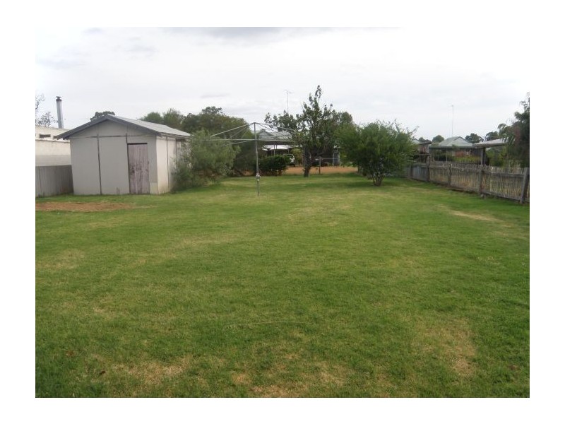 21 Adams St, Nannup WA 6275