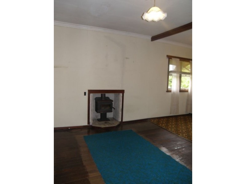 21 Adams St, Nannup WA 6275