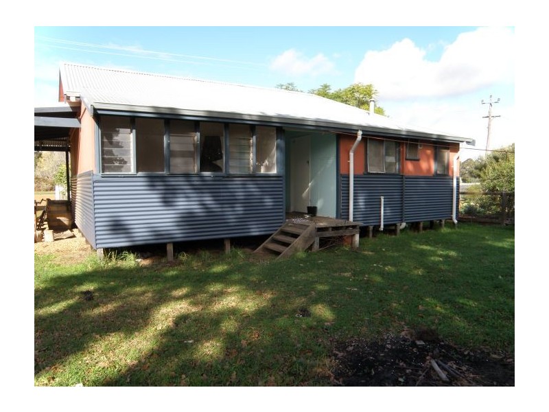 18 Kearney St, Nannup WA 6275