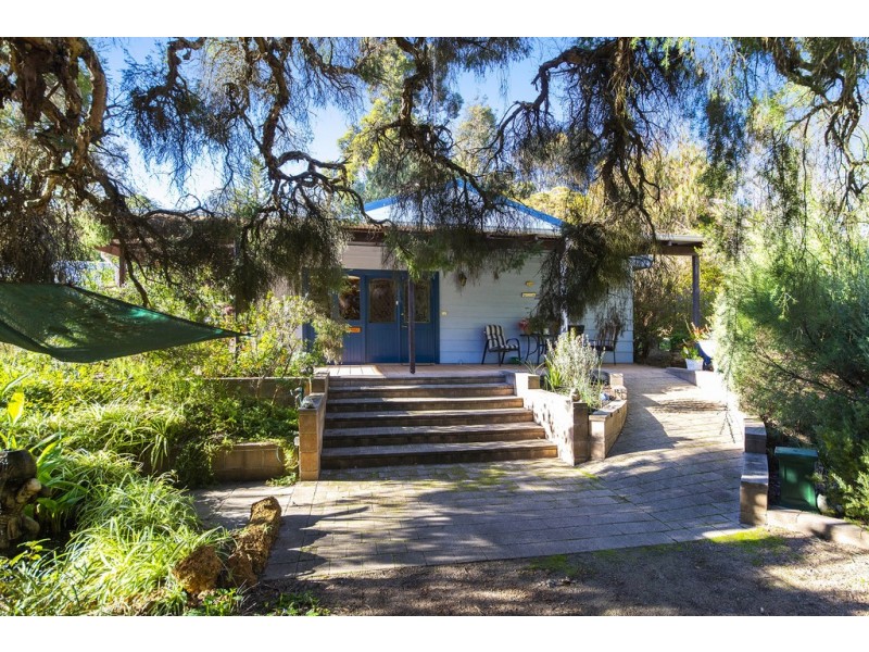 121 Warren Road, Nannup WA 6275