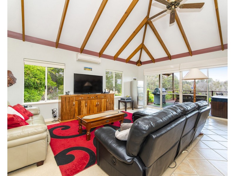 71 Barrabup Rd, Nannup WA 6275