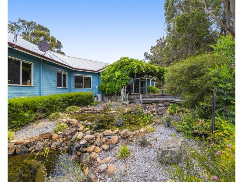 71 Barrabup Rd, Nannup WA 6275