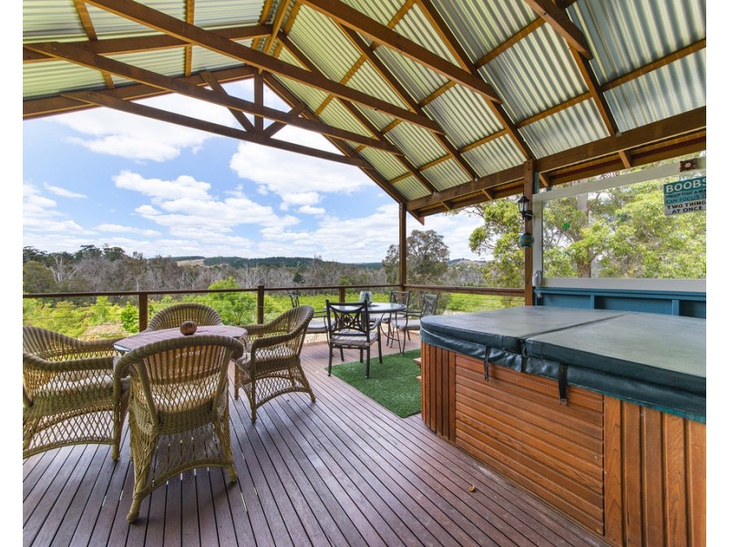 71 Barrabup Rd, Nannup WA 6275