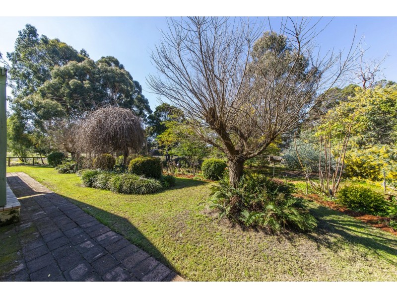 9 Greenwood Road, Nannup WA 6275