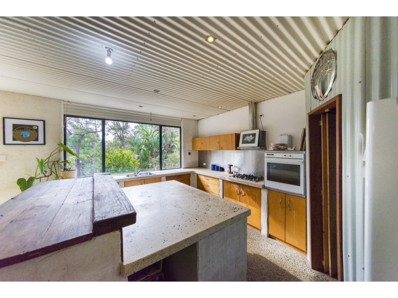 94 Cockatoo Drive, Nannup WA 6275