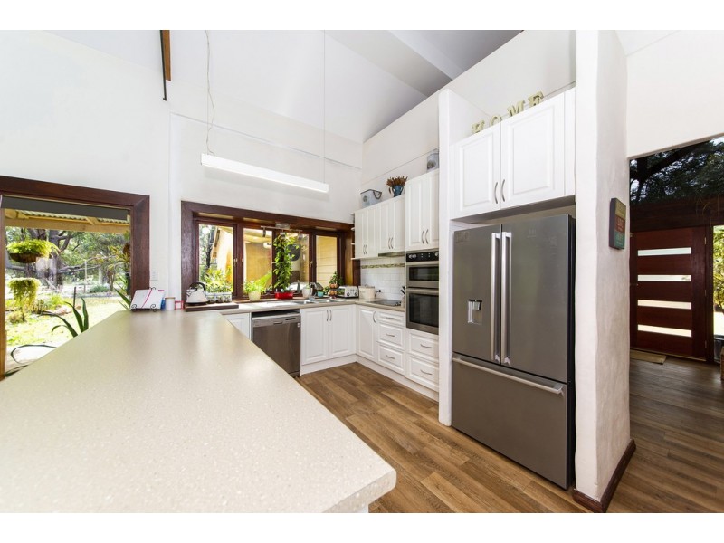 38 Cockatoo Drive, Nannup WA 6275