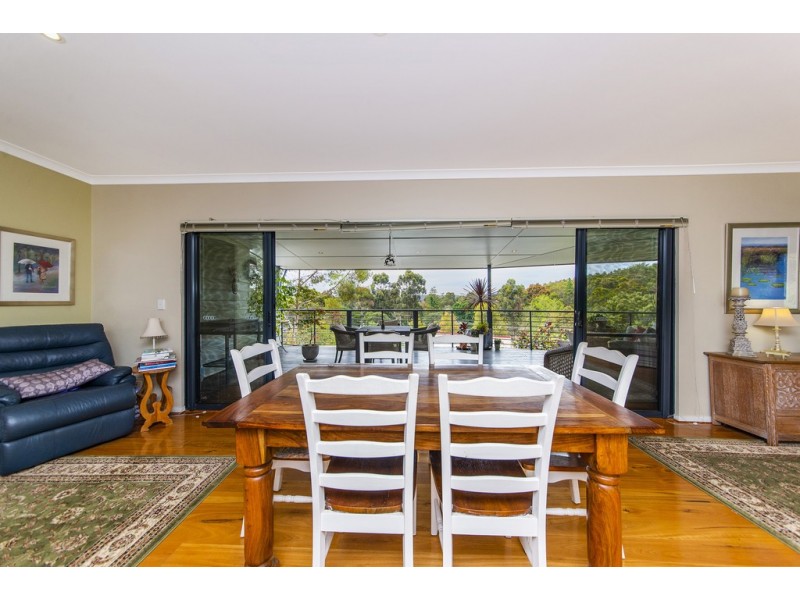 67 Carey Street, Nannup WA 6275