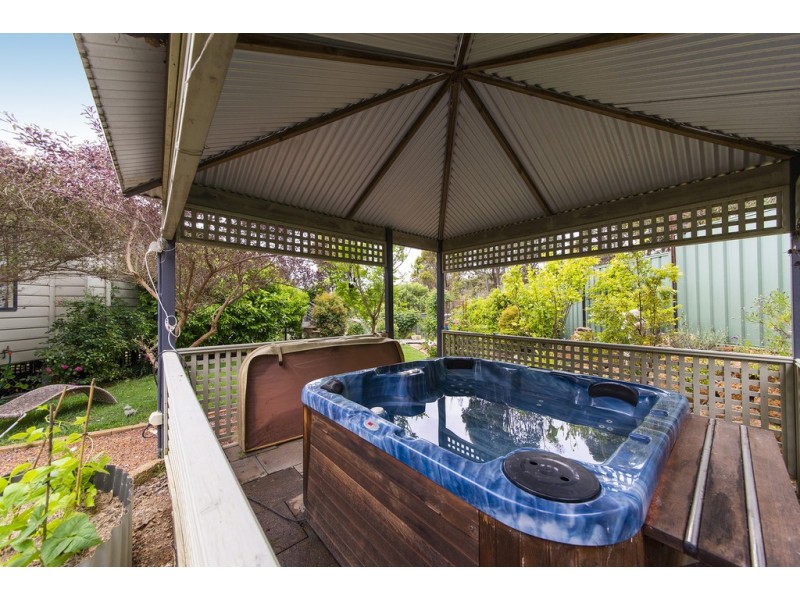 67 Carey Street, Nannup WA 6275