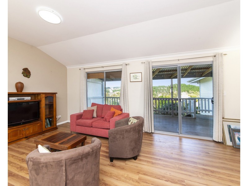 17 Hitchcock Drive, Nannup WA 6275