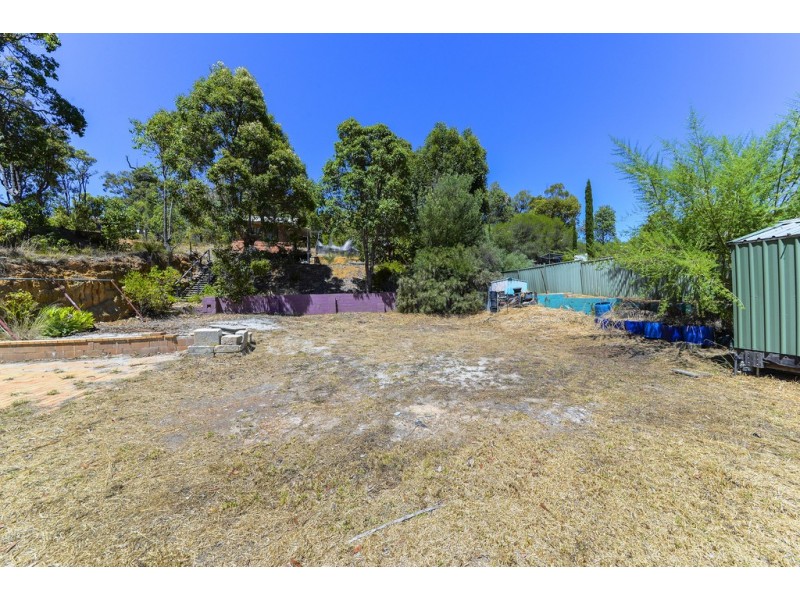 24 Struthers Street, Nannup WA 6275