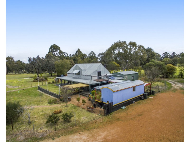 185 BLACKWOOD RIVER DRIVE, Nannup WA 6275