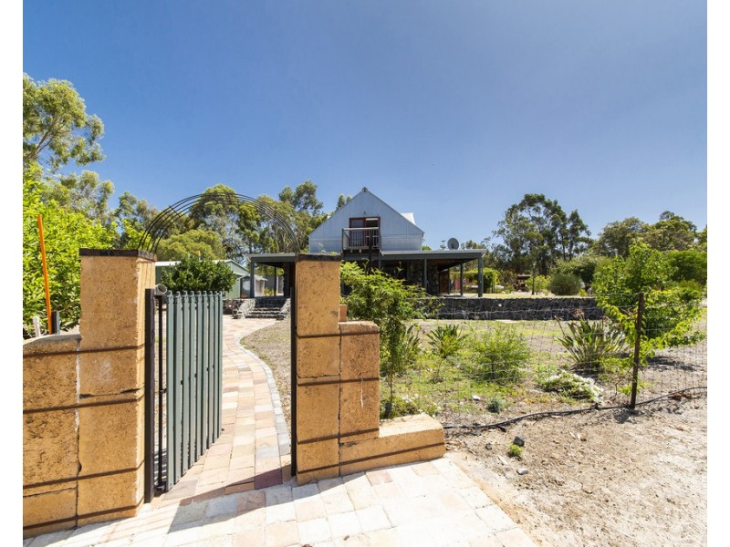 185 BLACKWOOD RIVER DRIVE, Nannup WA 6275