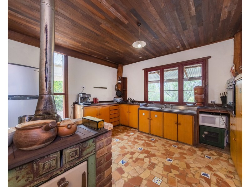 98 Johnston Road, Nannup WA 6275