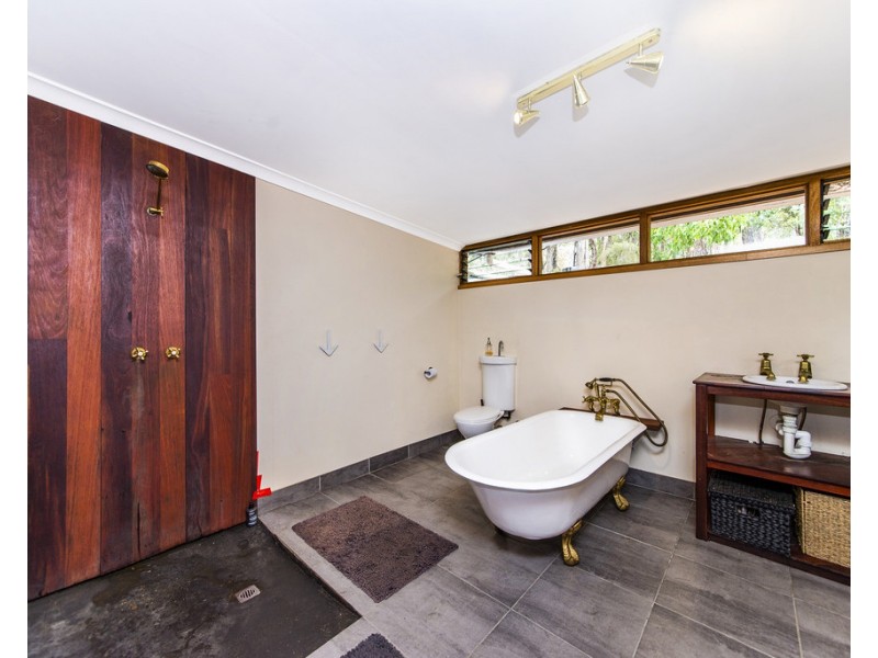 98 Johnston Road, Nannup WA 6275