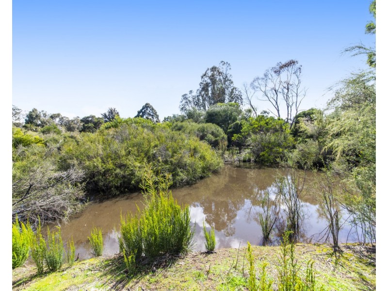 98 Johnston Road, Nannup WA 6275