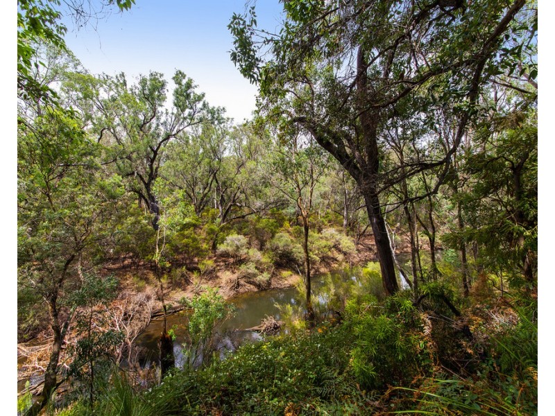 98 Johnston Road, Nannup WA 6275