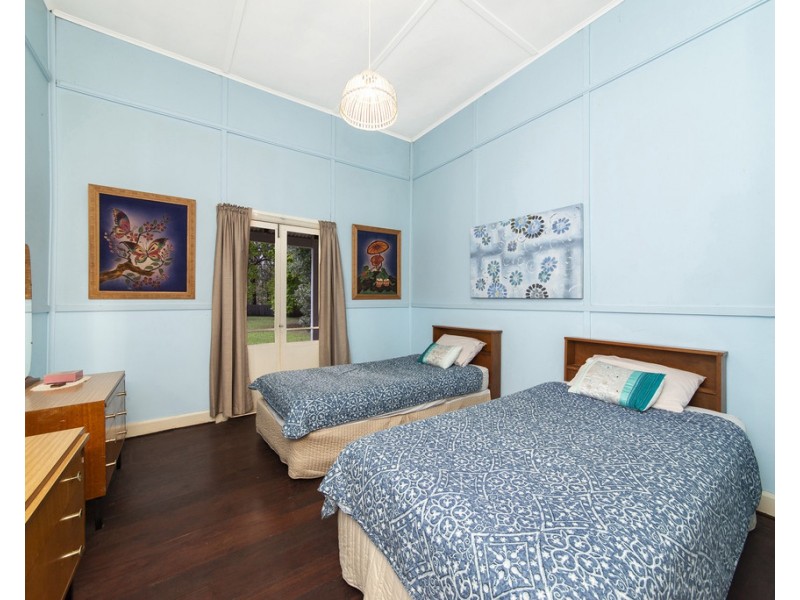 24 Staff Street, Nannup WA 6275