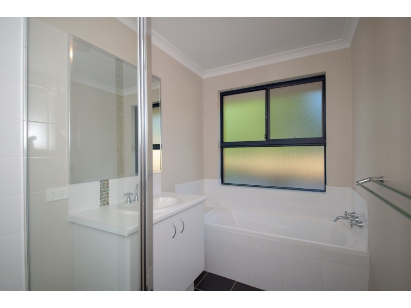 4 Cockatoo Drive, Nannup WA 6275