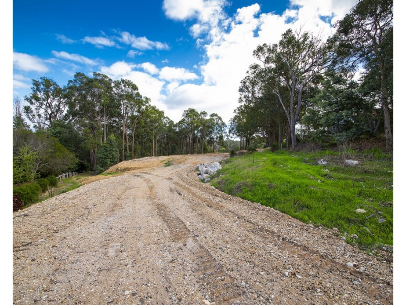 4 Dunnet Road, Nannup WA 6275