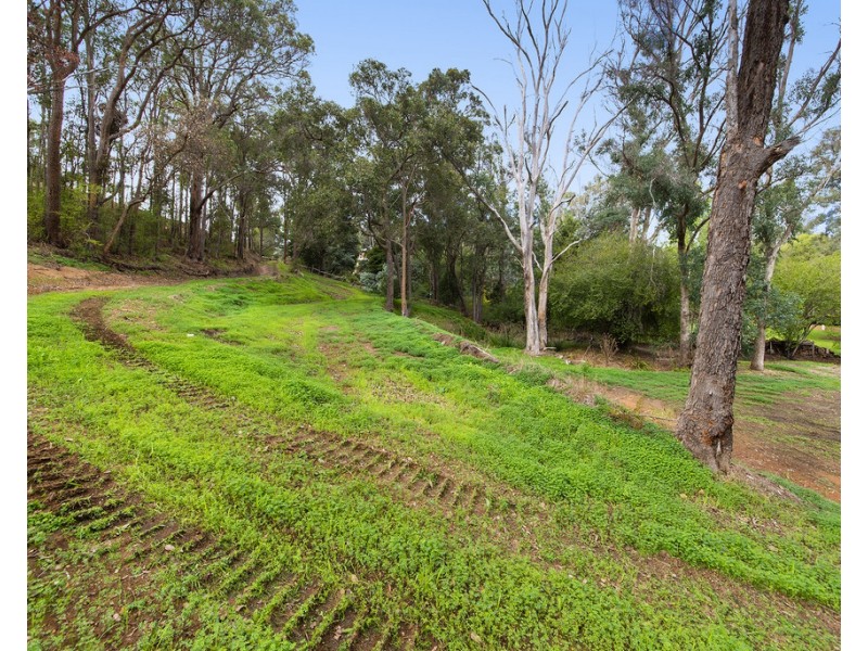 4 Dunnet Road, Nannup WA 6275