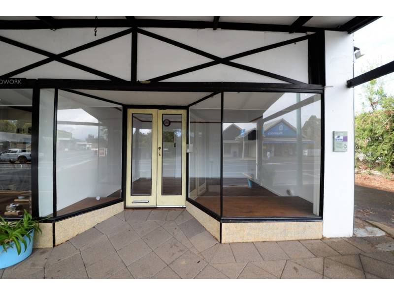 33 Warren Road, Nannup WA 6275