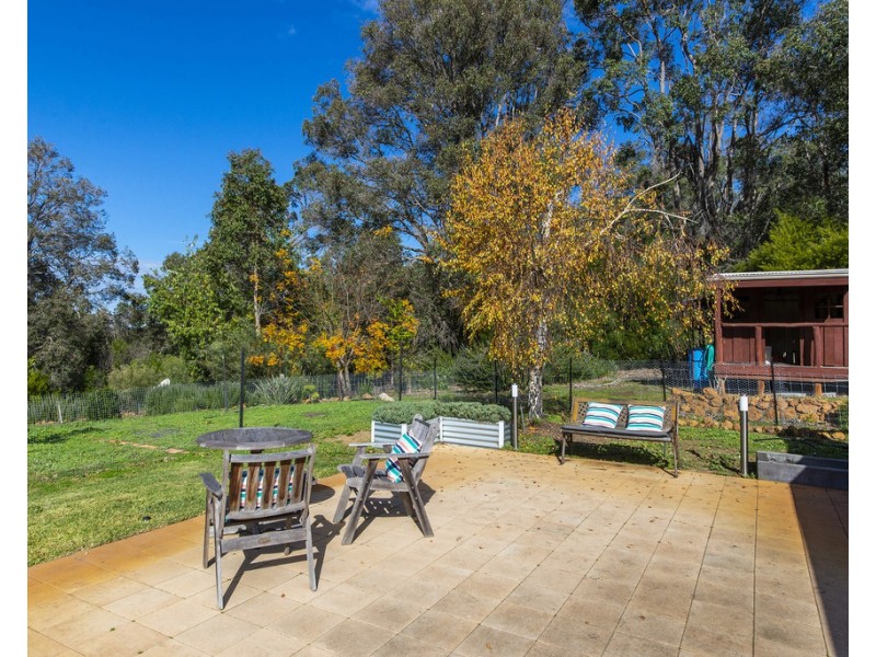178 Johnston Road, Nannup WA 6275