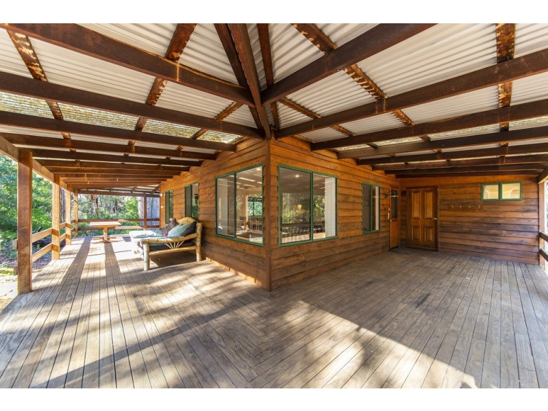 138 Johnston Road, Nannup WA 6275