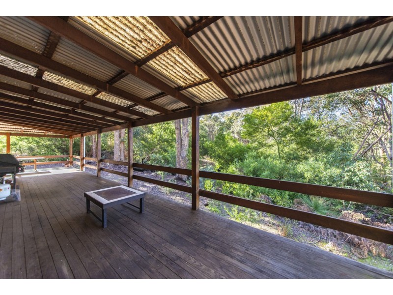 138 Johnston Road, Nannup WA 6275