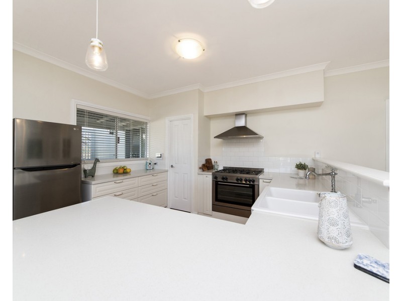 21 Hitchcock Drive, Nannup WA 6275