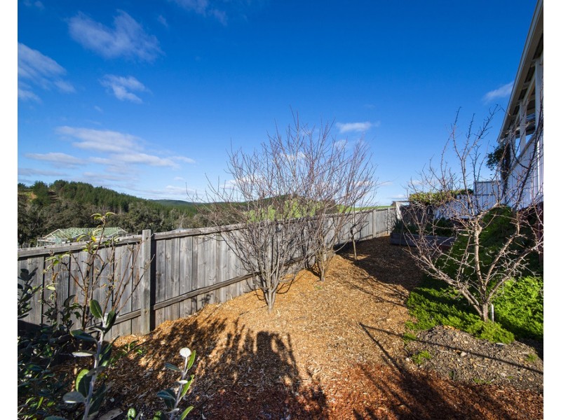 21 Hitchcock Drive, Nannup WA 6275