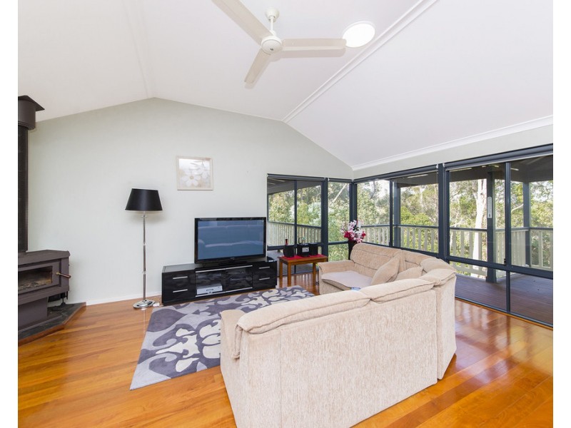 219 Leschenaultia Drive, Nannup WA 6275