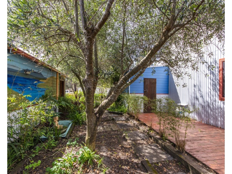 38 Hovea Pl, Nannup WA 6275