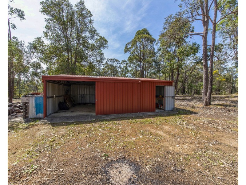38 Hovea Pl, Nannup WA 6275