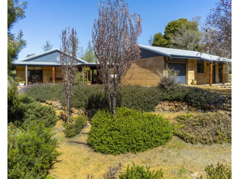 39 Balinga Drive, Balingup WA 6253