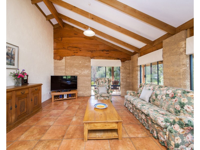 39 Balinga Drive, Balingup WA 6253