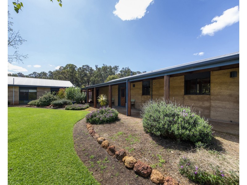 39 Balinga Drive, Balingup WA 6253