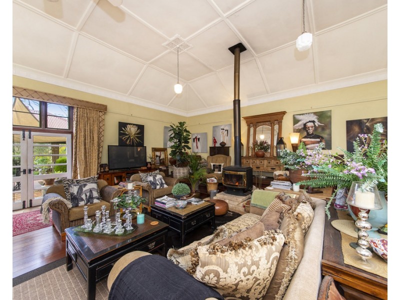 2 Dunnet Road, Nannup WA 6275