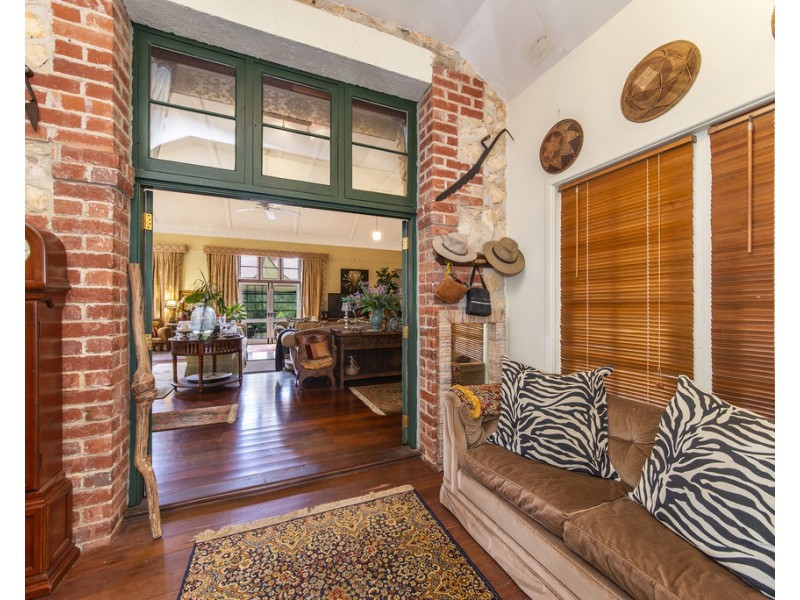 2 Dunnet Road, Nannup WA 6275